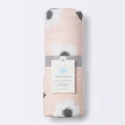 Jersey Knit Reversible Baby Blanket Floral - Cloud Island™ - Pink -My baby GUEST 3c1e9144 ca5d 4b84 920f f876095651a6