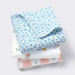 Muslin Swaddle Baby Blanket - Traditional Floral - 3pk - Cloud Island™ -My baby GUEST 4c3adff4 ad2d 4059 a994 757ae1136e61