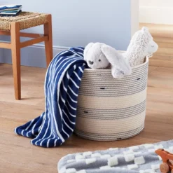 Toddler Bed Plush Blanket - Cloud Island™ Navy Stripe