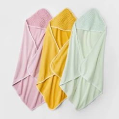 Baby Girls' 3pk Hooded Towel - Cloud Island™ -My baby GUEST c65421ec 0f16 41c5 b6da 5536c2fbcb45