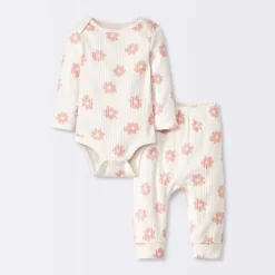 Baby 2pc Floral Wide Ribbed Top & Bottom Set - Cloud Island™ Cream -My baby GUEST ec0de7be 7c6a 488d 9e19 38aedabc4464